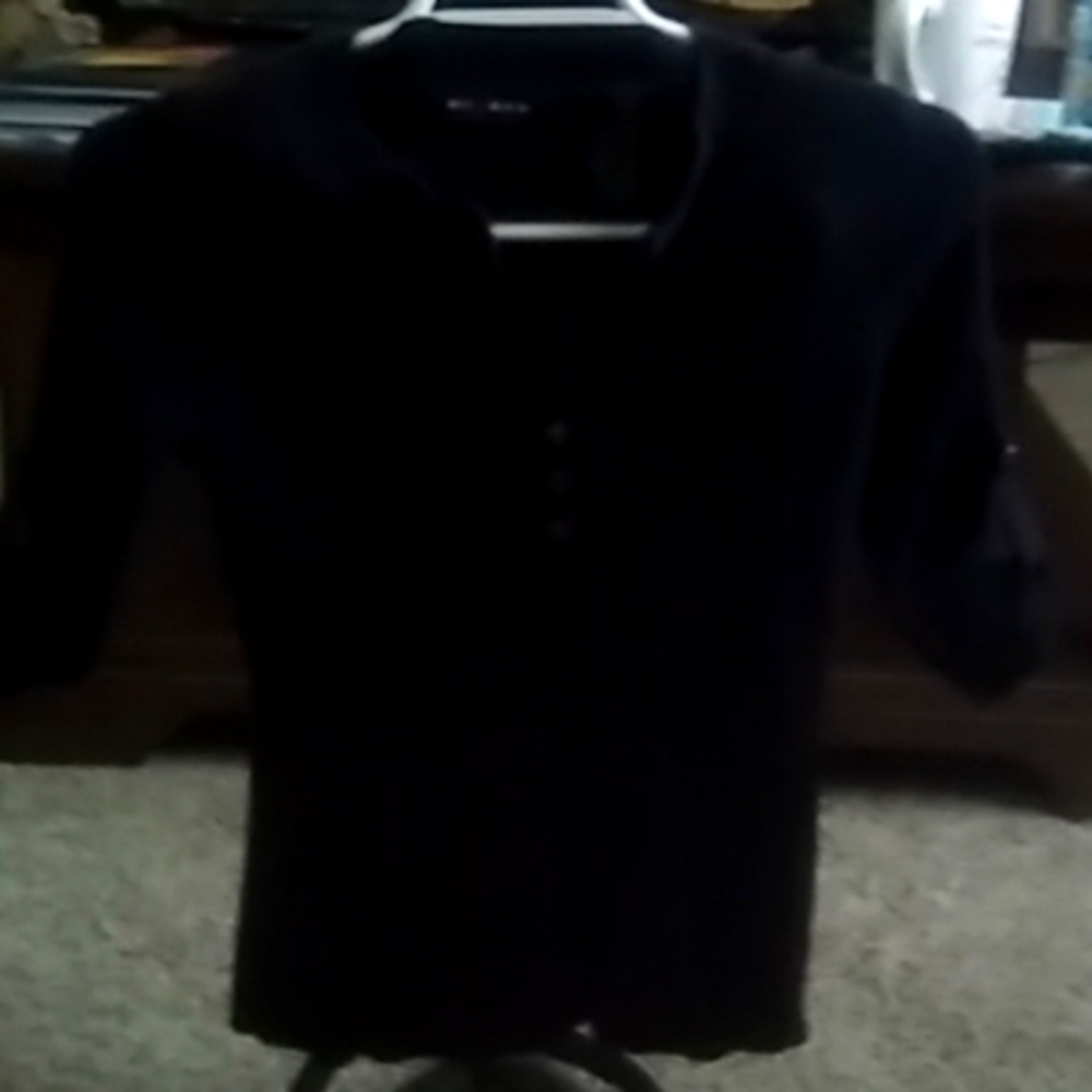 Women's quarter sleeve top